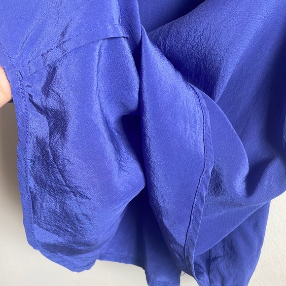 Club Monaco // 100% Silk Tank Top - Picture 4 of 5